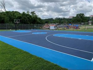 Holster Park - Newly renovated basketball court