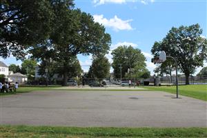 Photo of the Basketball Court at Sperling Park.
